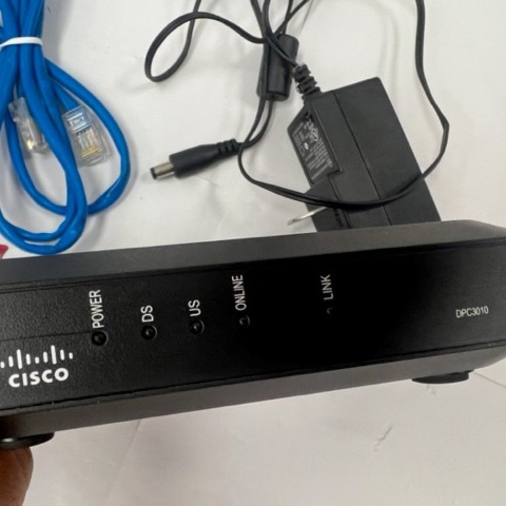 CISCO DPC3010  Docsis 3.0 8x4 cable Modem USB 2.0 gigabit Ethernet